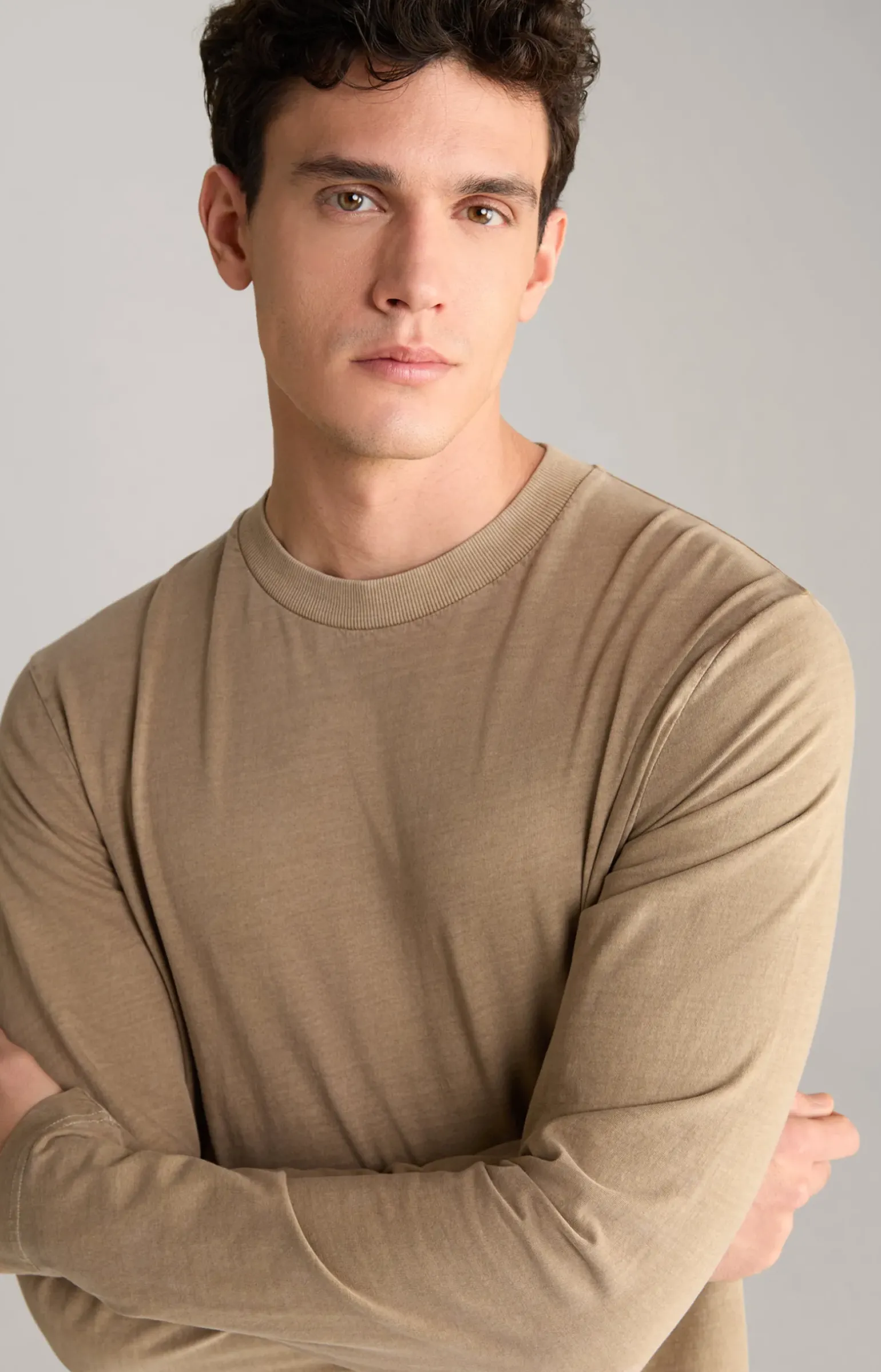 Baumwoll-Langarmshirt Carlito in Hellbraun