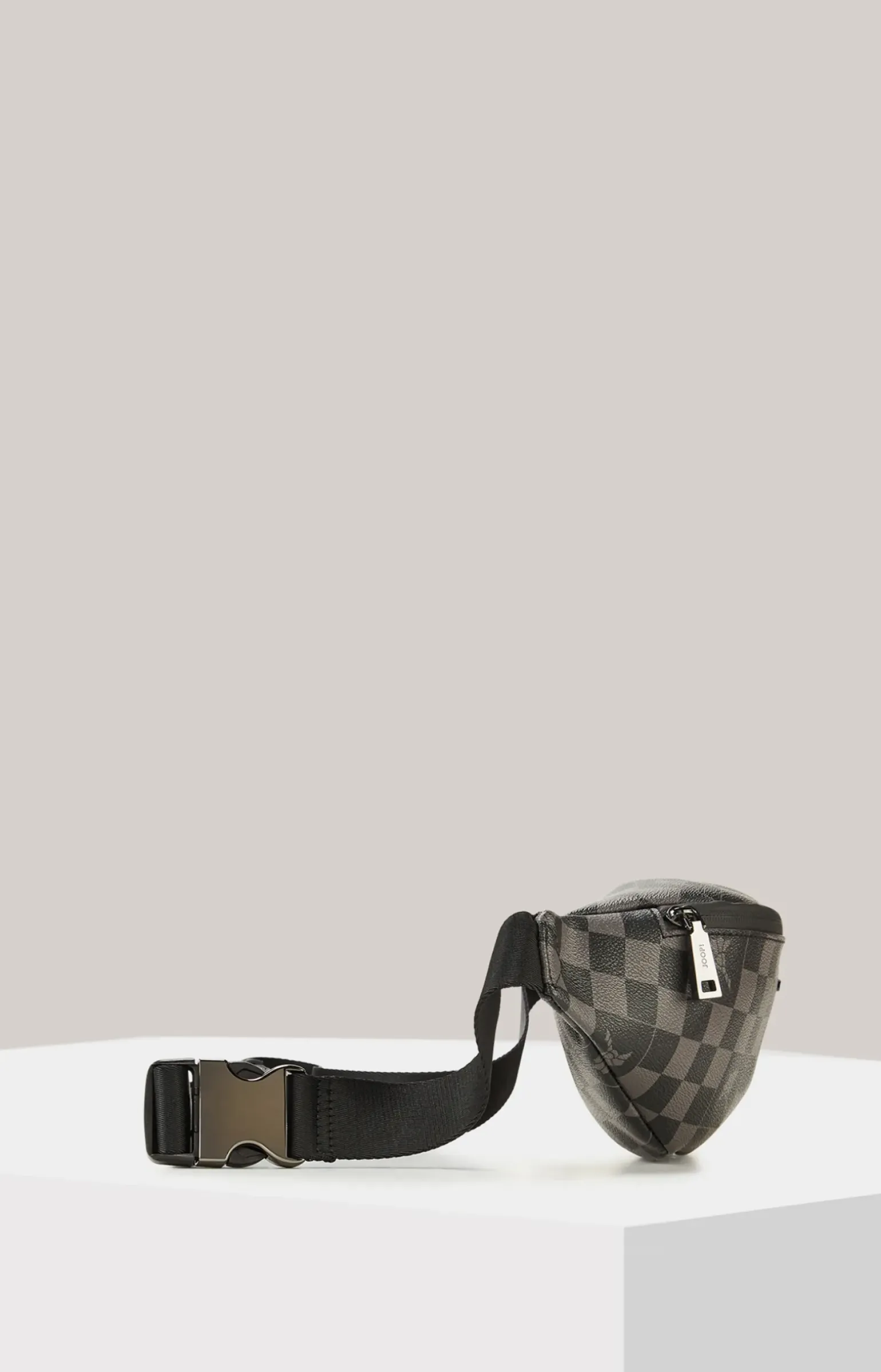 Beuteltasche Cortina Piazza Leo in Schwarz/Grau