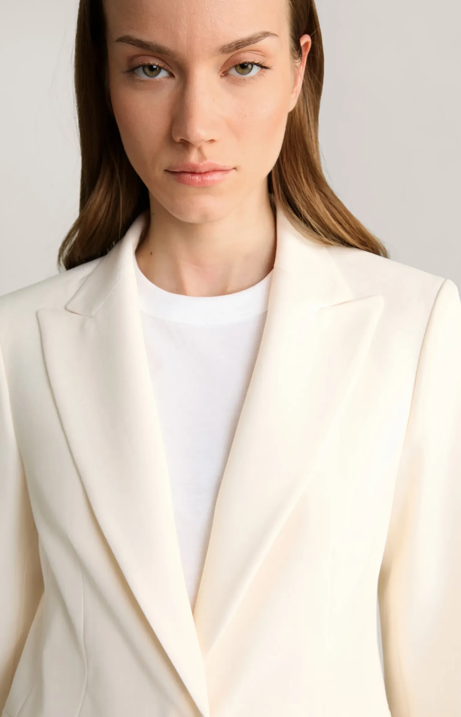 Blazer mit feinen Nadelstreifen in Offwhite