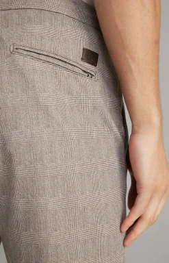 Chino Maxton in Hellbraun