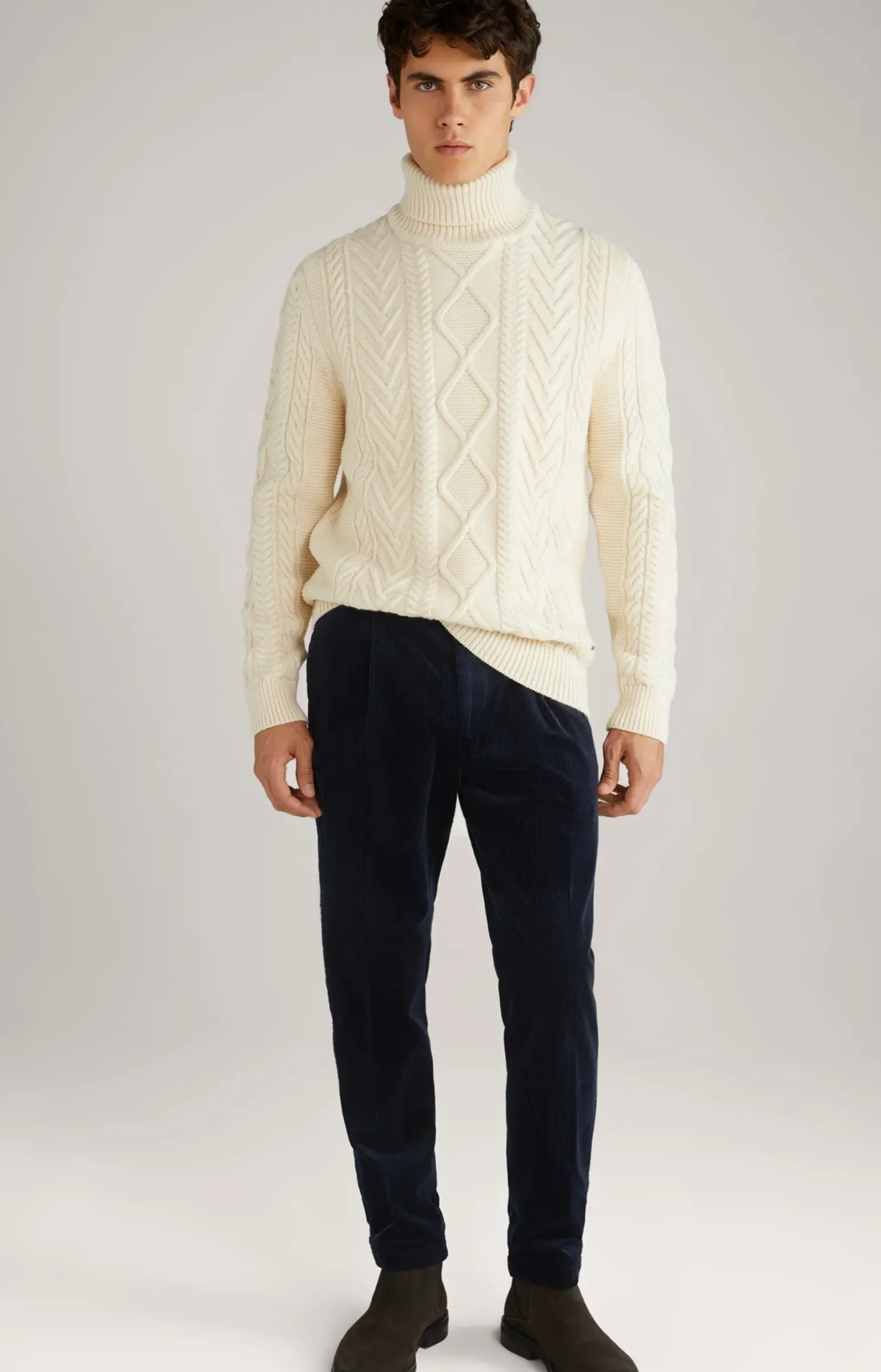 Cordhose Lester in Dunkelblau