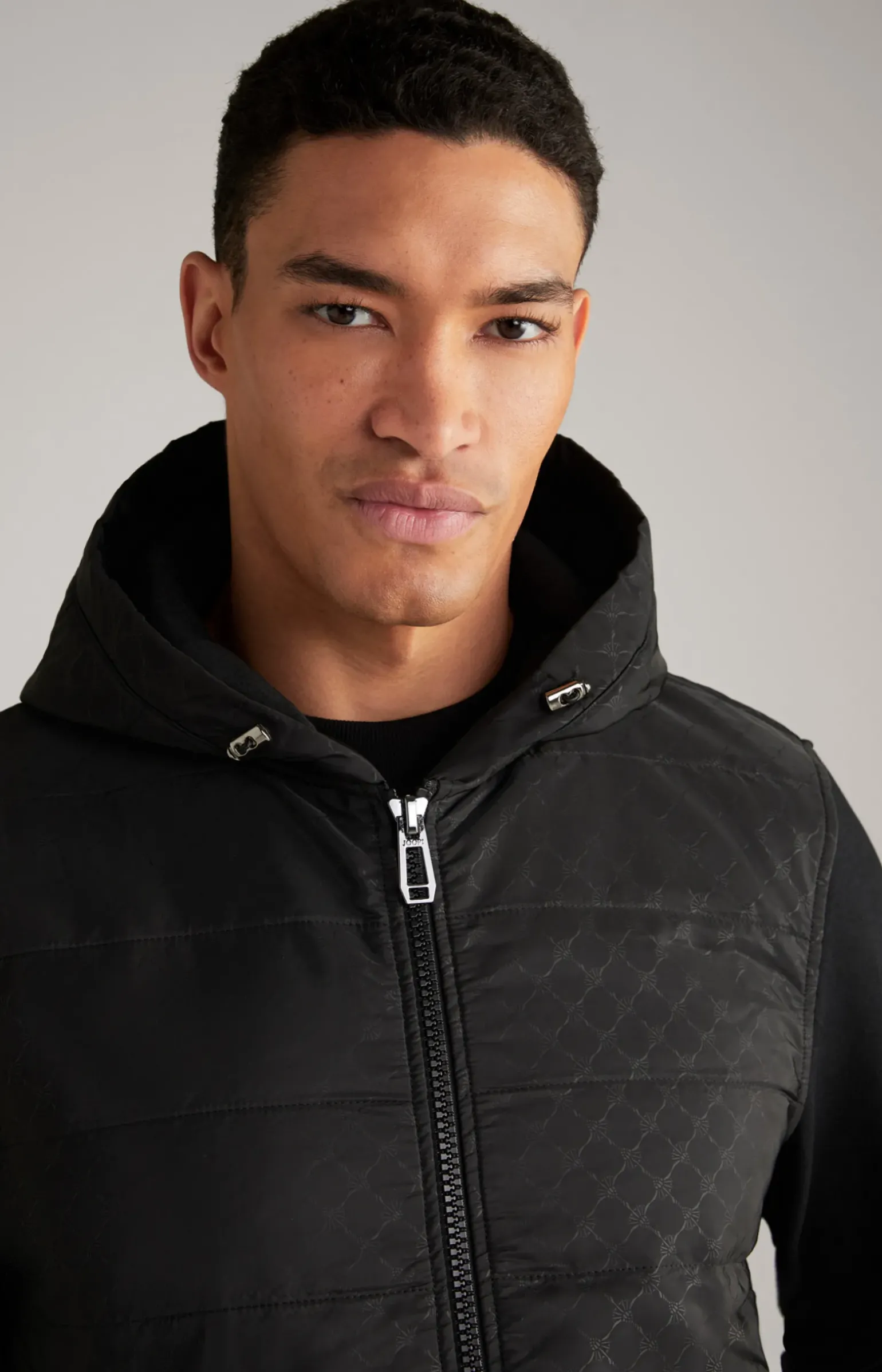 Cornflower Sweatjacke Scotty in Schwarz