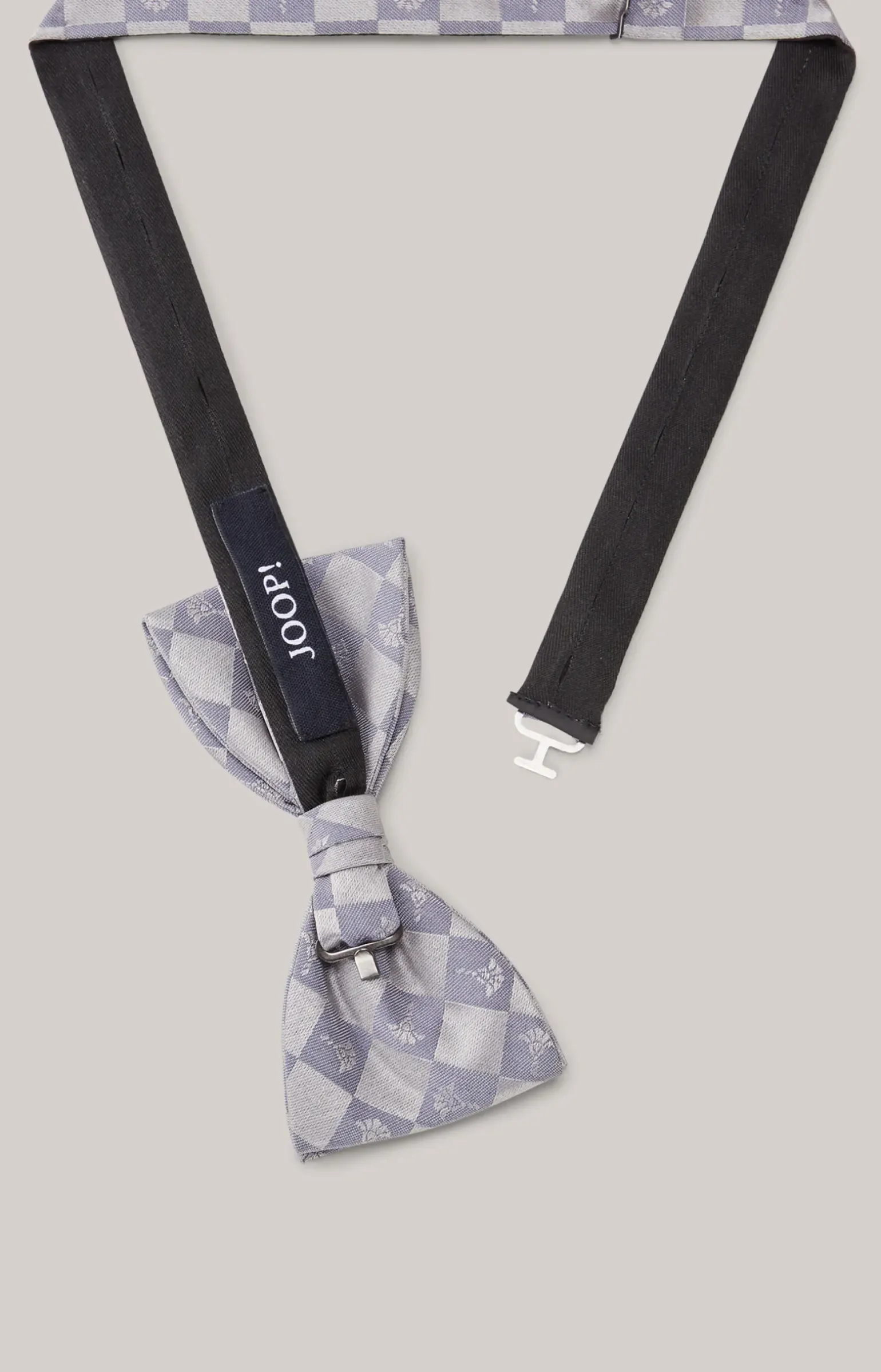 Cornflower-Fliege in Hellblau/Silber