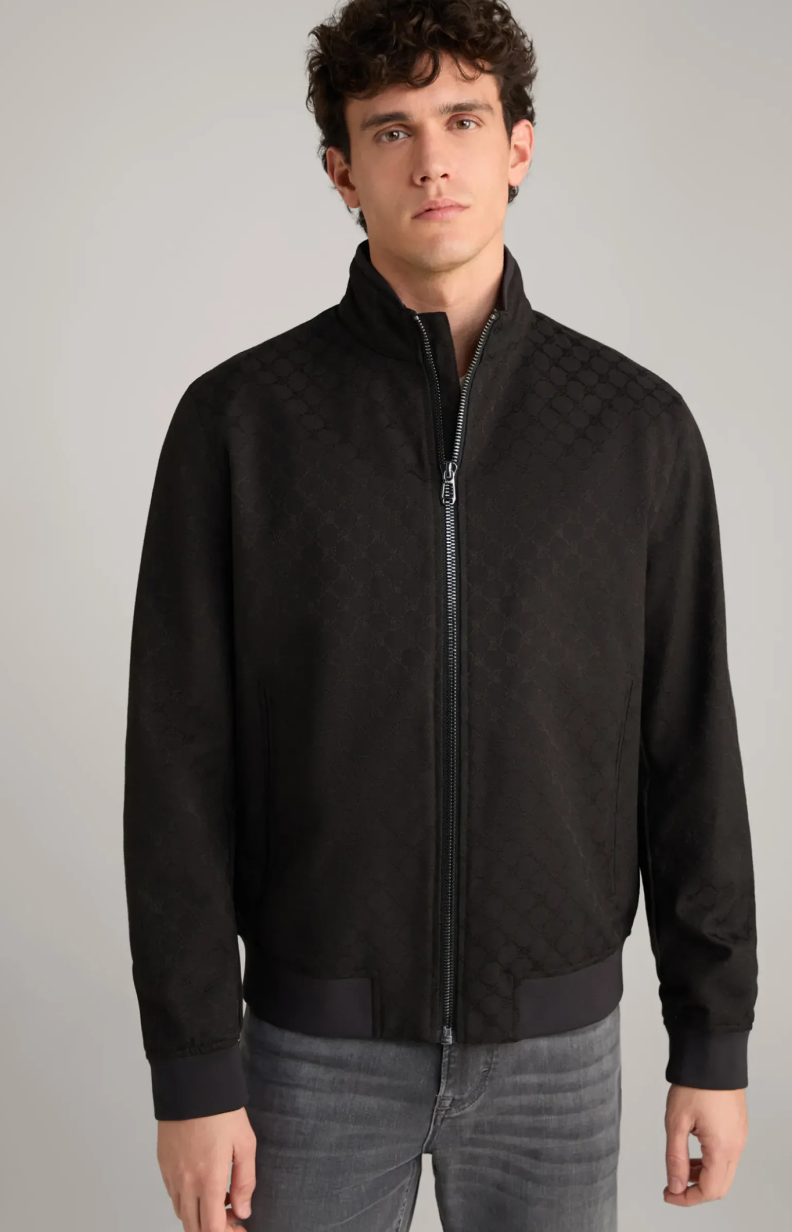 Cornflower-Jacke Escor in Schwarz gemustert