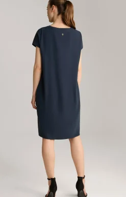 Crêpe-Kleid in Navy
