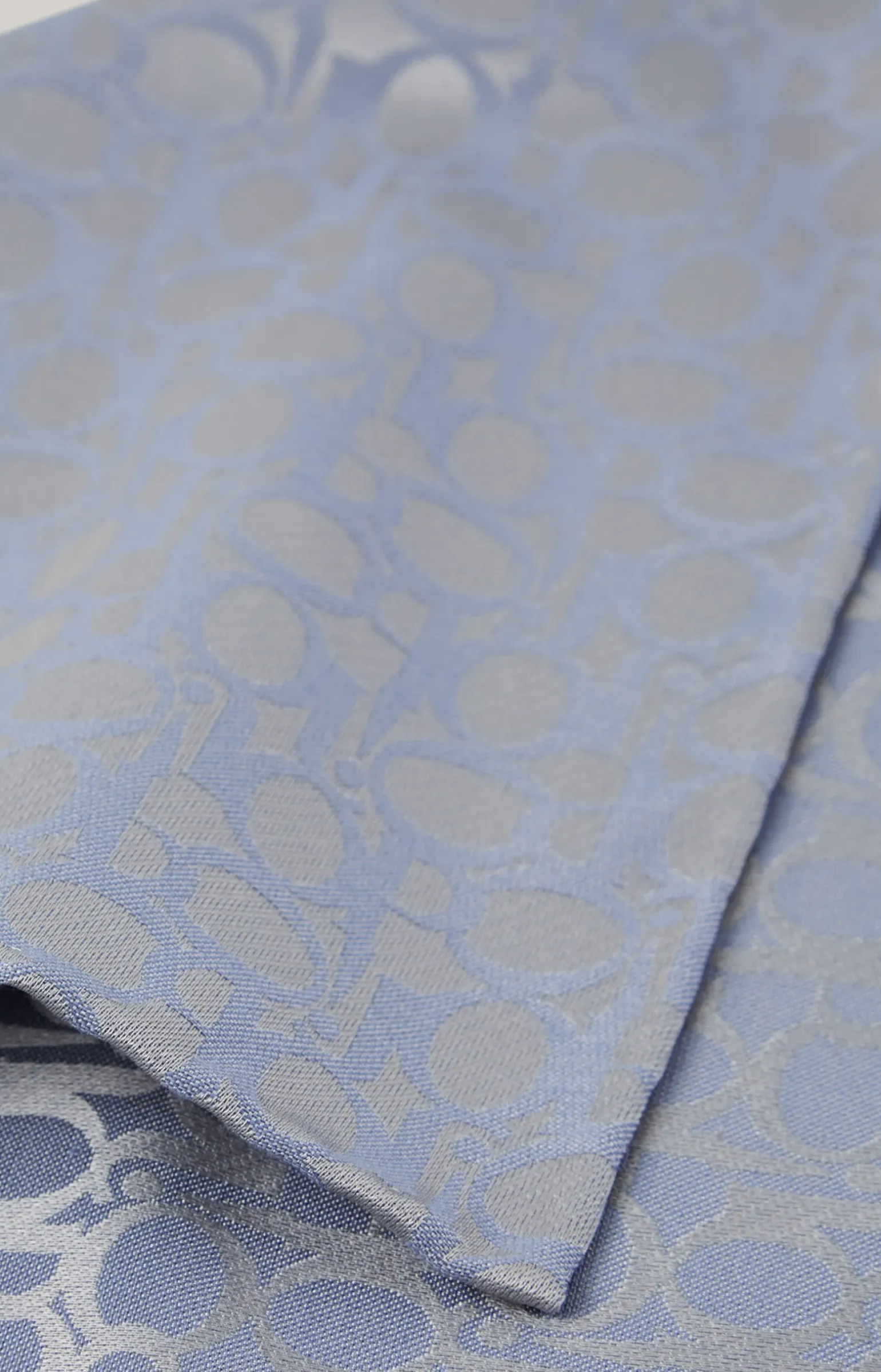 Einstecktuch in Blaugrau