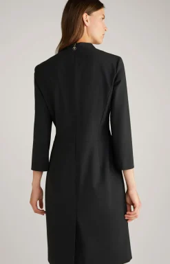 Etuikleid in Schwarz