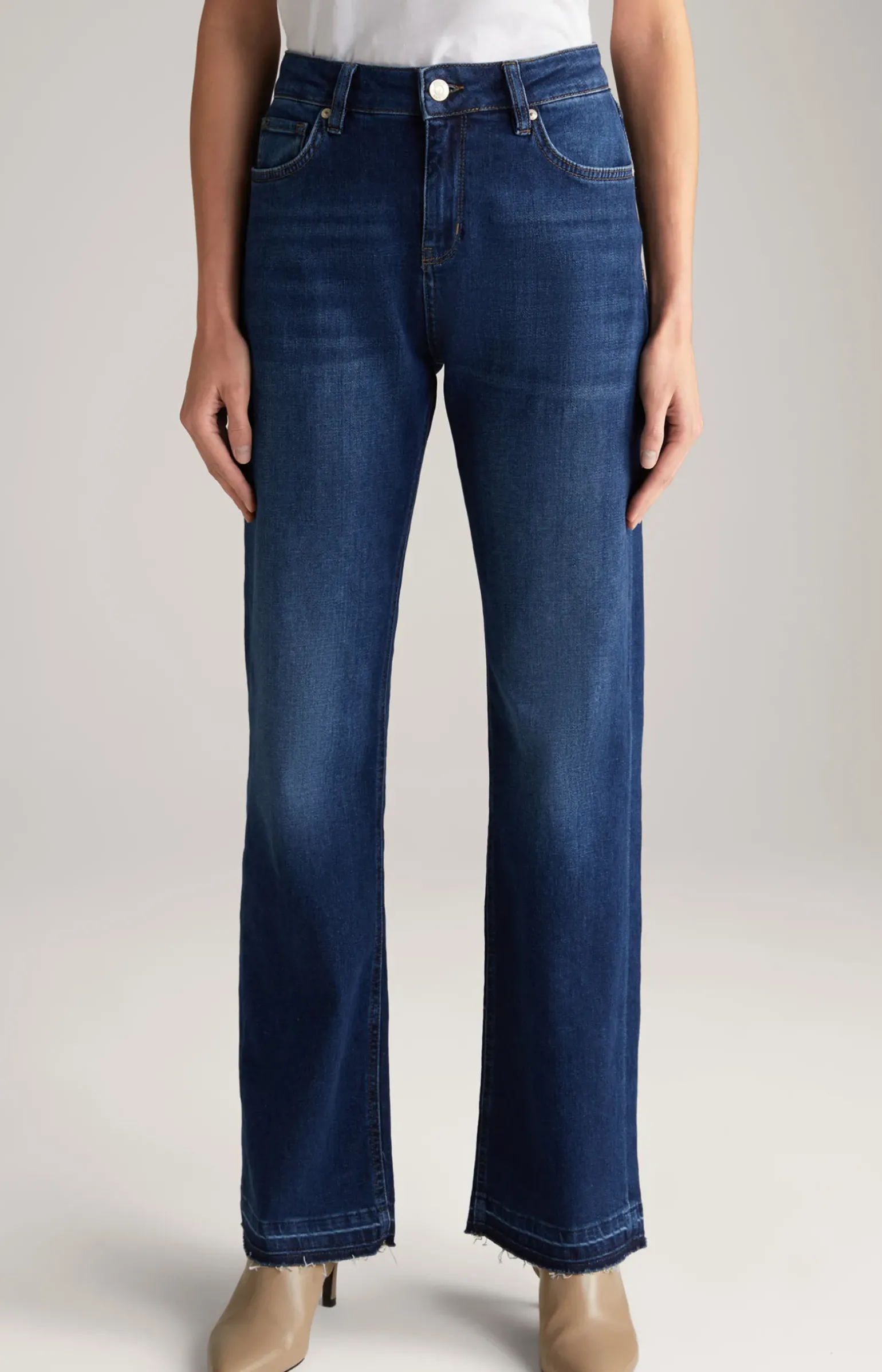 Jeans in Denimblue Washed