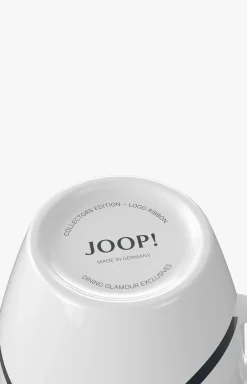 JOOP! COLLECTOR'S MUG FASHION EDITION FALL/ WINTER 2021/22 in Weiß/Dunkelblau