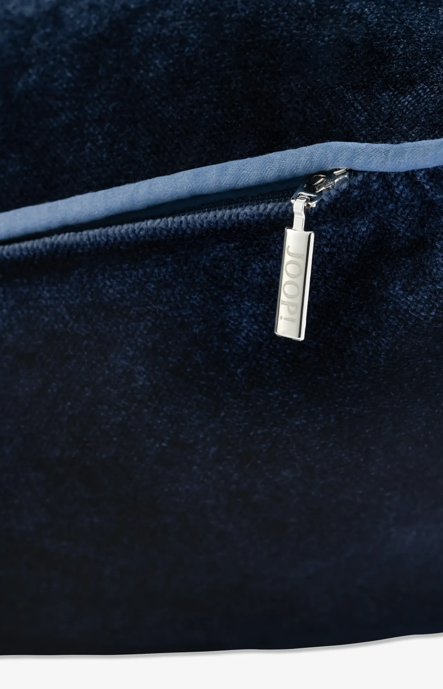 Kissenhülle Stage in Marine