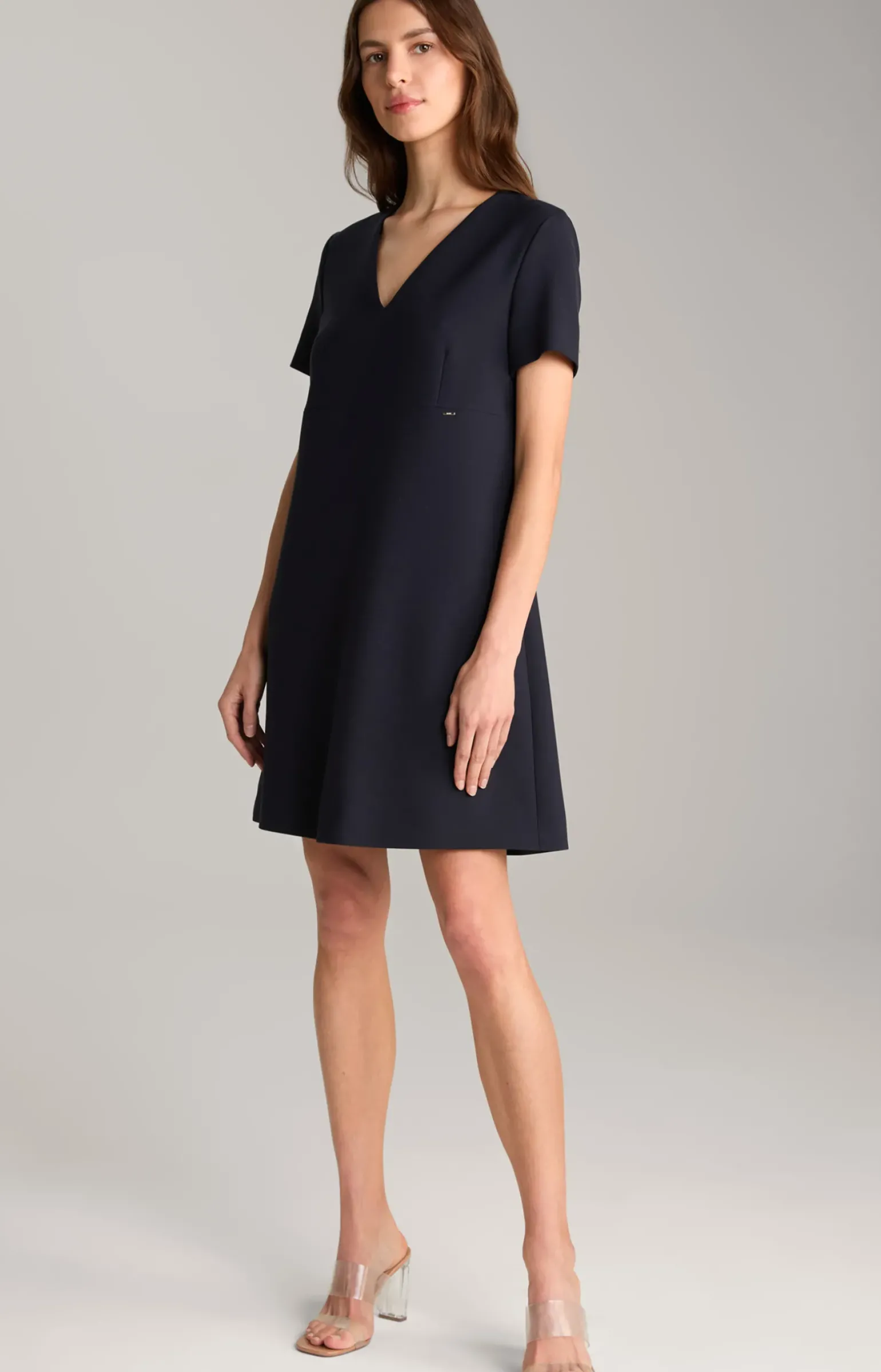 Kleid in Navy