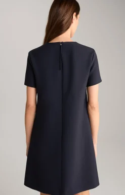 Kleid in Navy