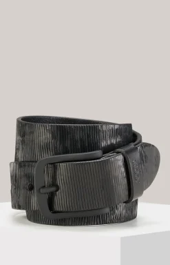 Ledergürtel in Schwarz strukturiert