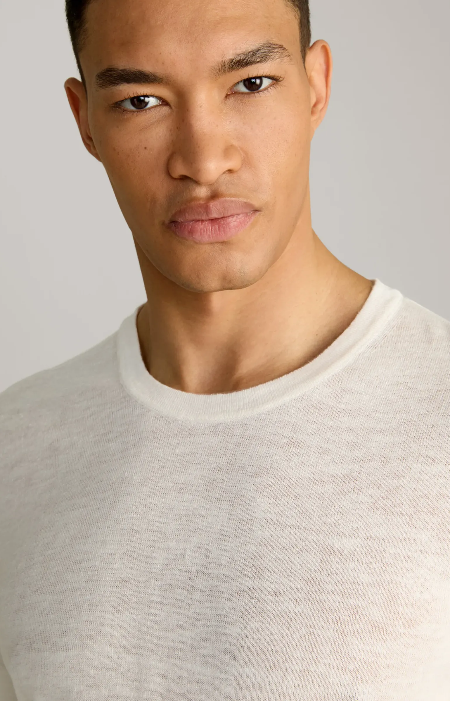 Leinenmix-T-Shirt Maroso in Offwhite