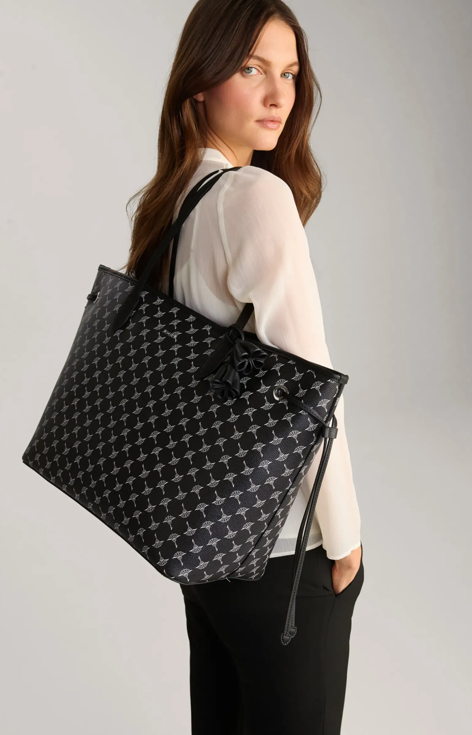 Maxi-Shopper Cortina Lara in Schwarz