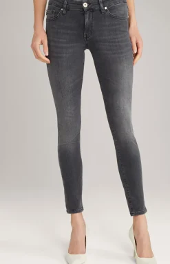 Skinny-Jeans Sue in Medium Grey Washed