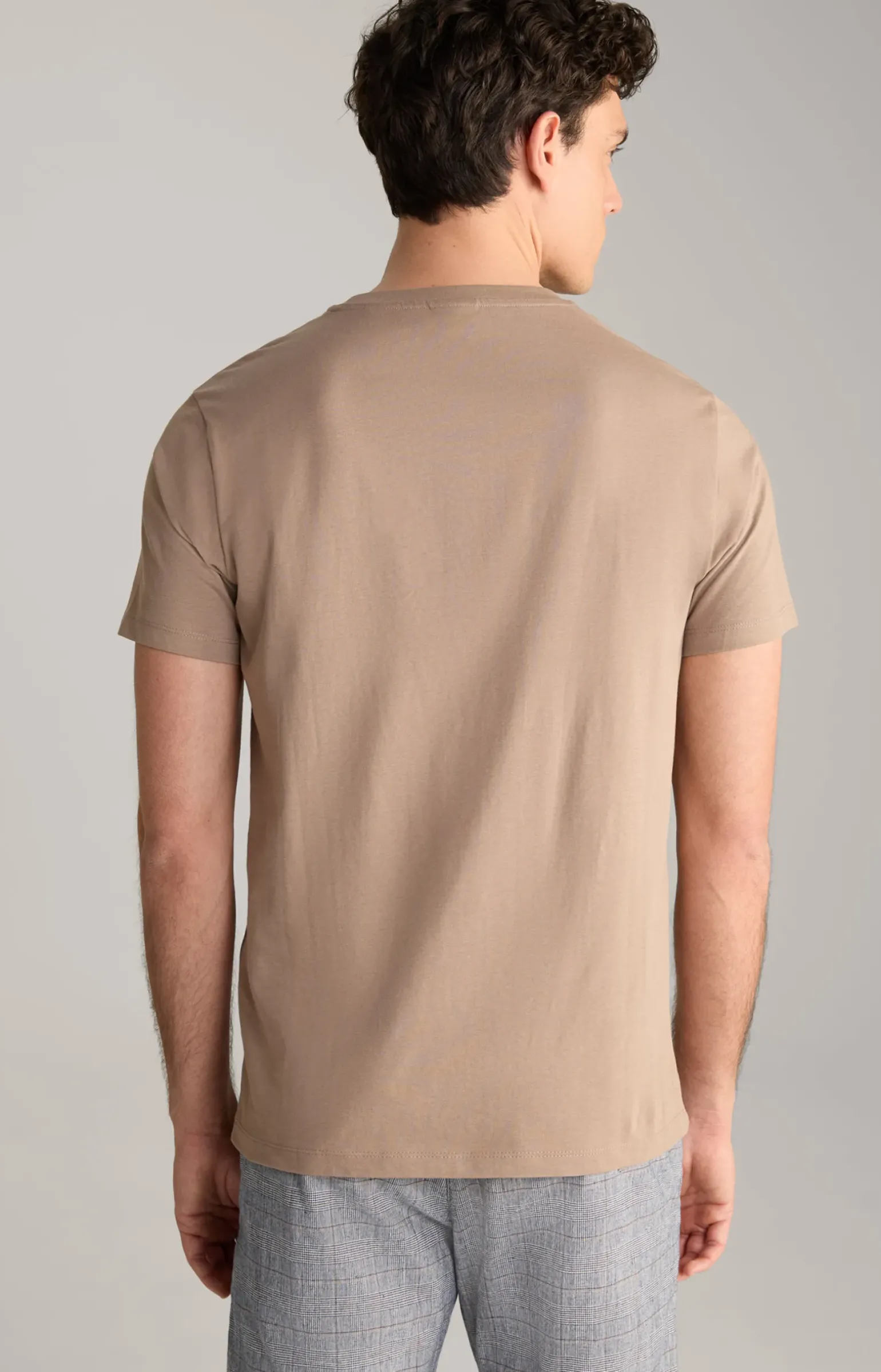 T-Shirt Alphis in Hellbraun