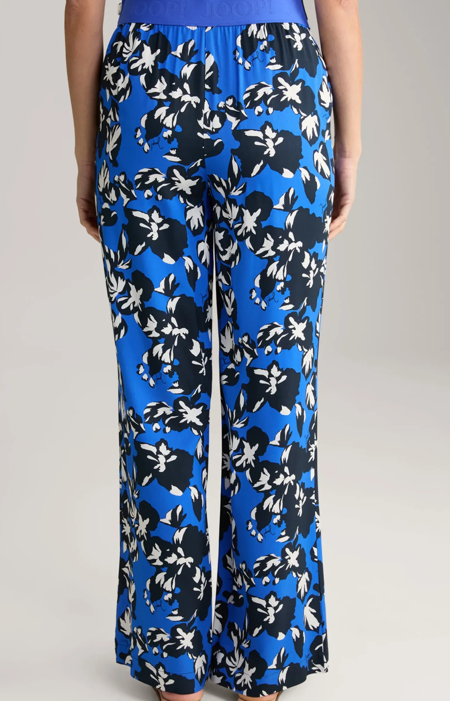 Twill-Hose in Blau/Schwarz/Weiß gemustert