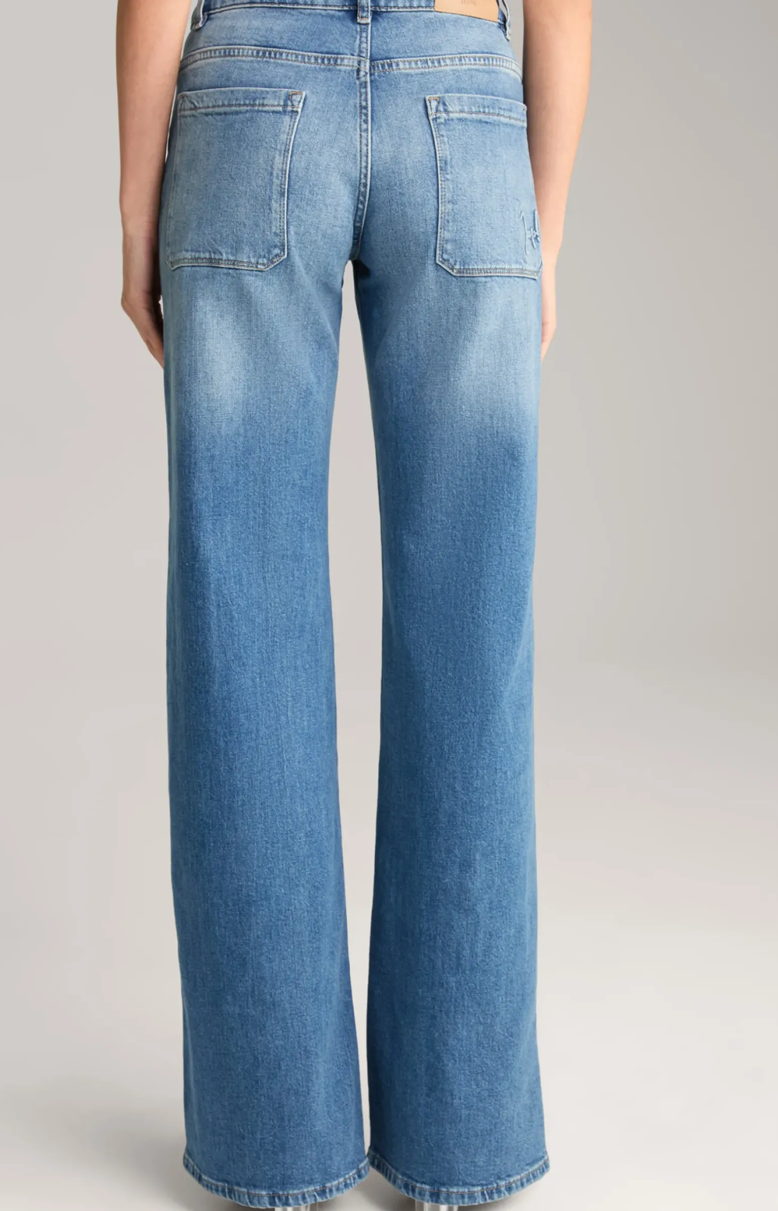 Wide Leg Jeans in Blue Washed