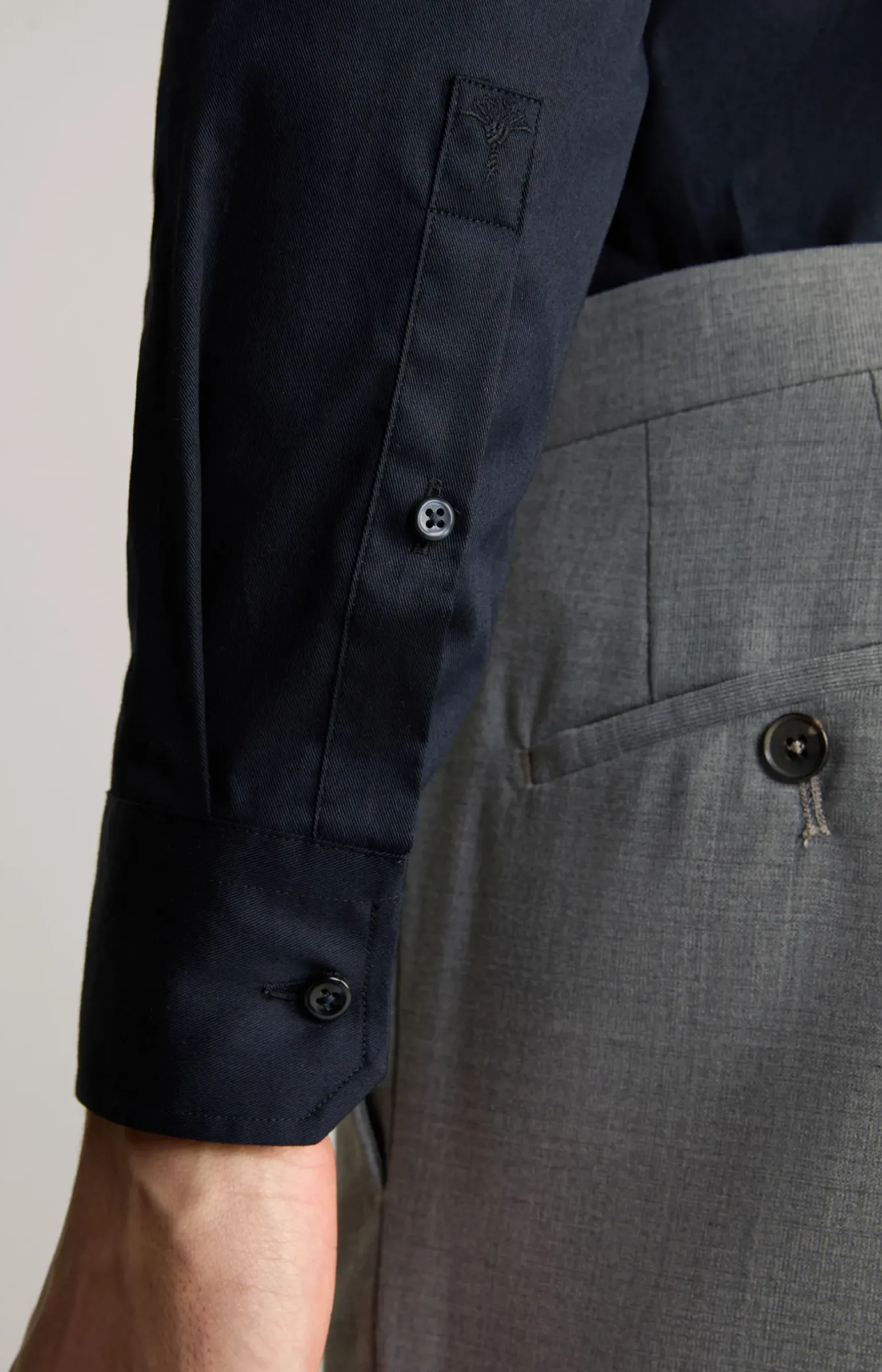 X-Long Hemd Pai in Navy