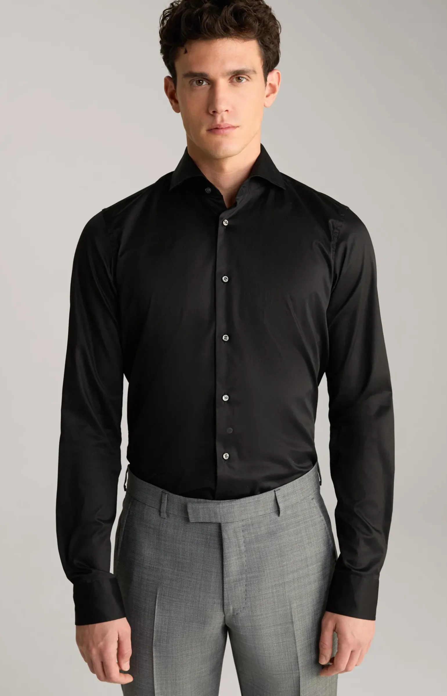 X-Long Hemd Pai in Schwarz